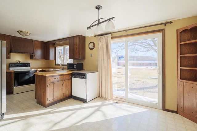 1569 ORCHID LANE, Green Bay, WI 54313