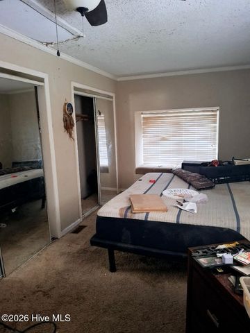 2410 Coggins Lane, Ayden, NC 28513