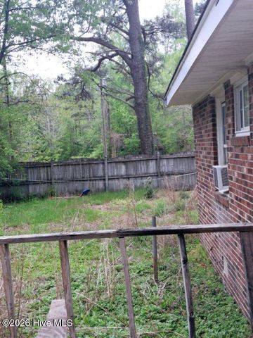 2410 Coggins Lane, Ayden, NC 28513