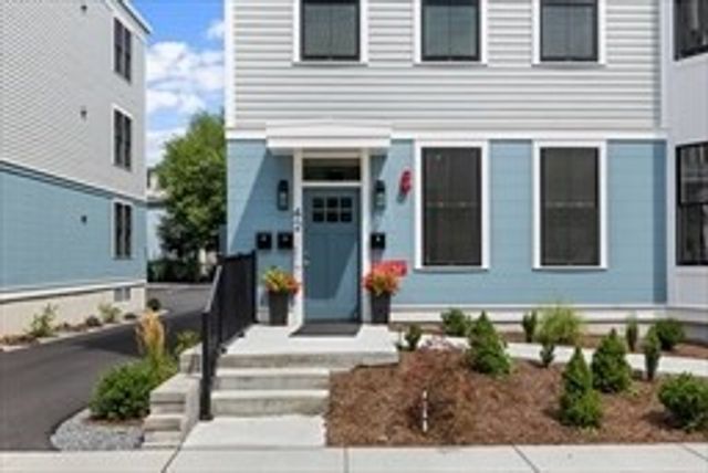 42 Waverly 1, Boston, MA 02135