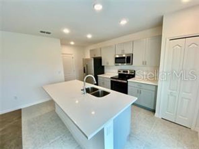 999 CUMBERLAND DRIVE, Poinciana, FL 34759