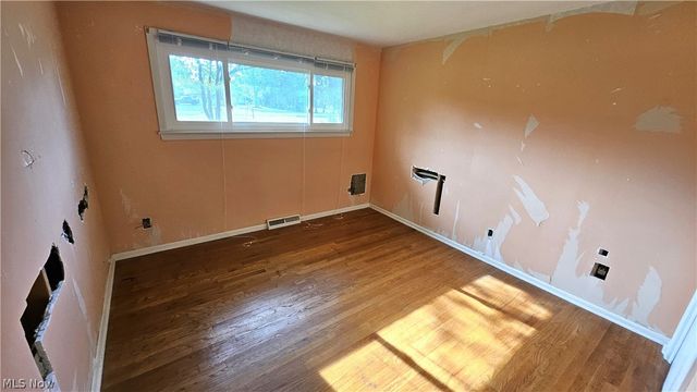 11830 Dunham Road, Sagamore Hills, OH 44067