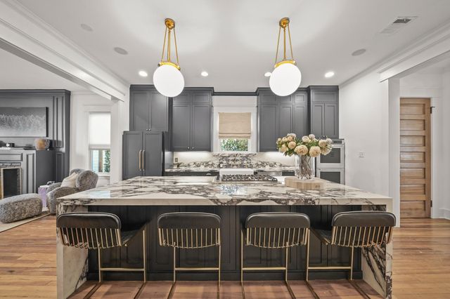 1016 Rutland Street, Houston, TX 77008