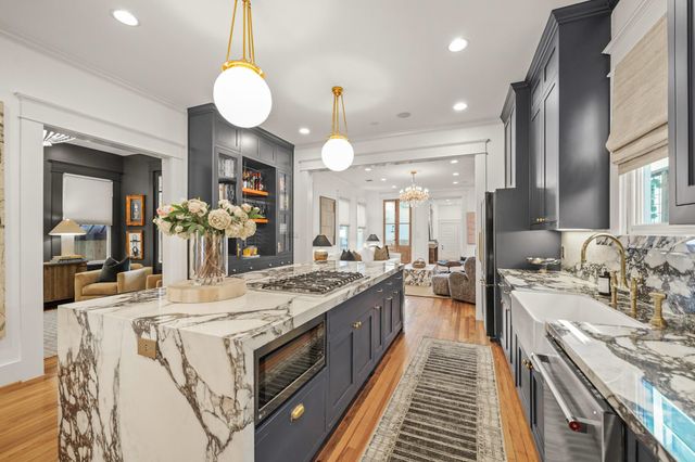 1016 Rutland Street, Houston, TX 77008