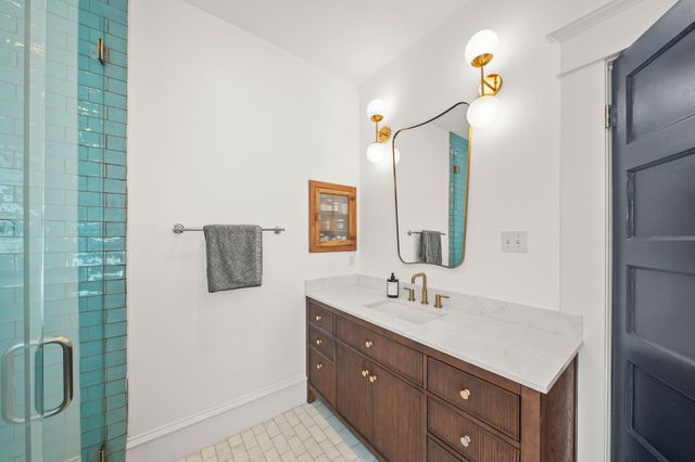 1016 Rutland Street, Houston, TX 77008