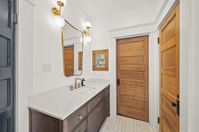 1016 Rutland Street, Houston, TX 77008