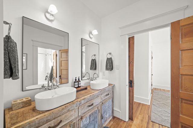 1016 Rutland Street, Houston, TX 77008