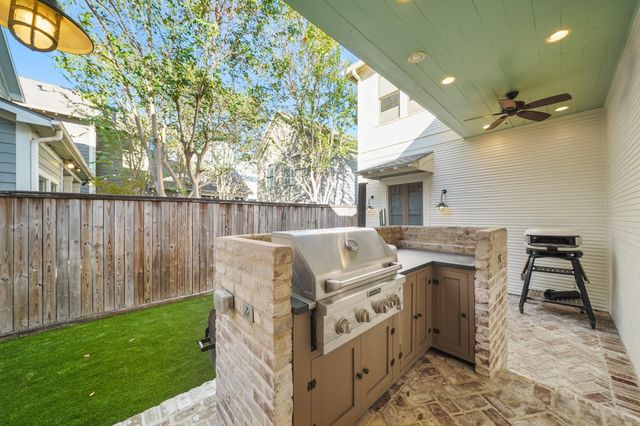 1016 Rutland Street, Houston, TX 77008