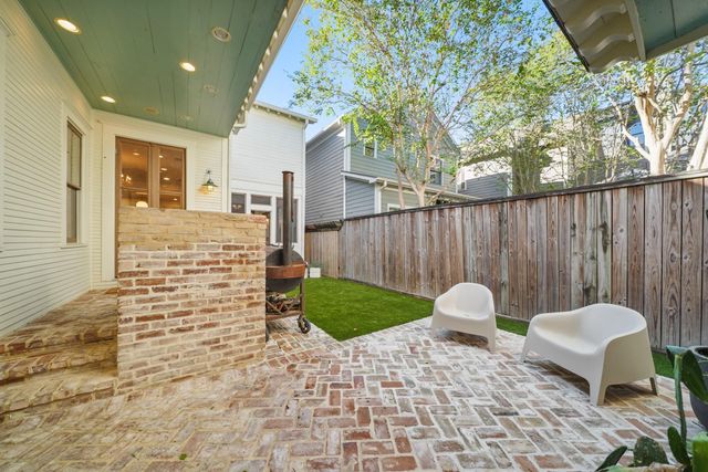 1016 Rutland Street, Houston, TX 77008