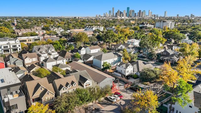 1016 Rutland Street, Houston, TX 77008