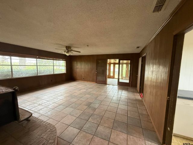 23205 County Road 2159, Troup, TX 75789
