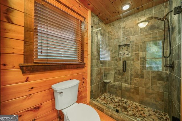 551 Amy Creek Circle, Ellijay, GA 30540