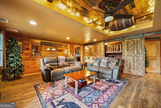 551 Amy Creek Circle, Ellijay, GA 30540