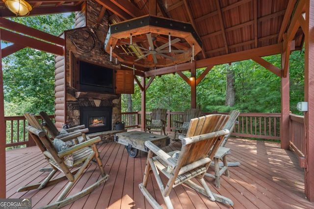 551 Amy Creek Circle, Ellijay, GA 30540