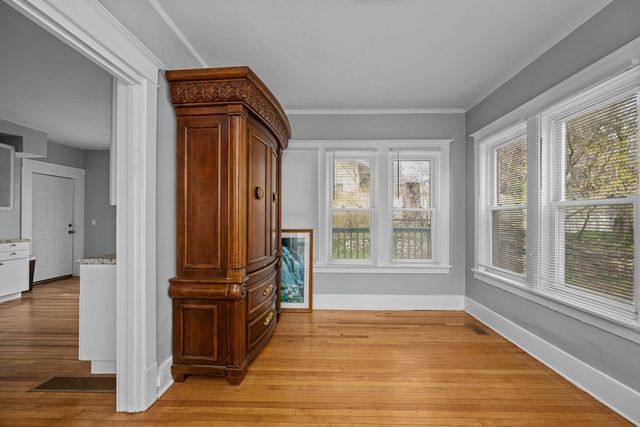 1200 E 9th Street, Davenport, IA 52803