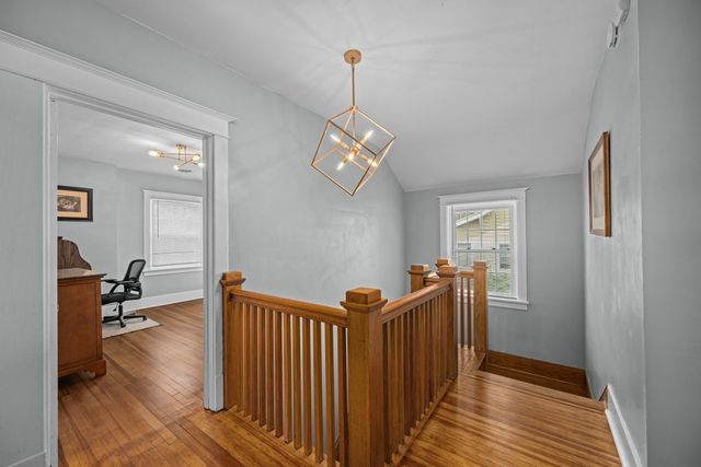 1200 E 9th Street, Davenport, IA 52803