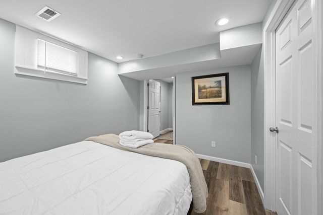 1200 E 9th Street, Davenport, IA 52803