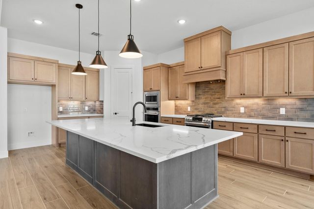 6215 Empire Drive, Manvel, TX 77578