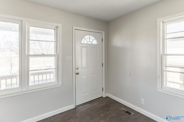 3515 6th Avenue Sw SW, Huntsville, AL 35805