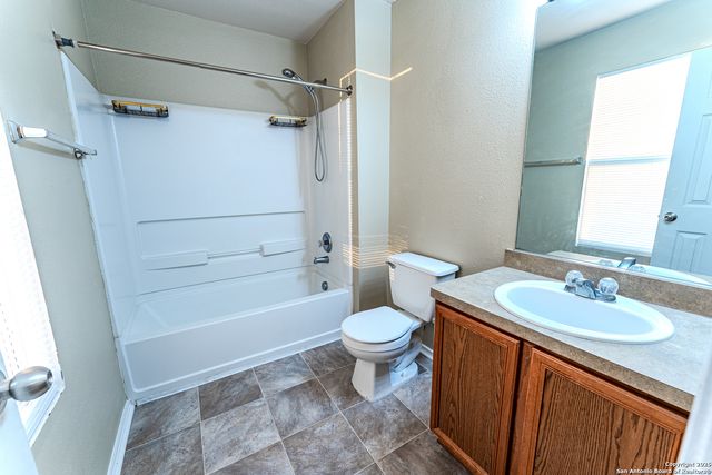 10311 Lateleaf Oak, San Antonio, TX 78223