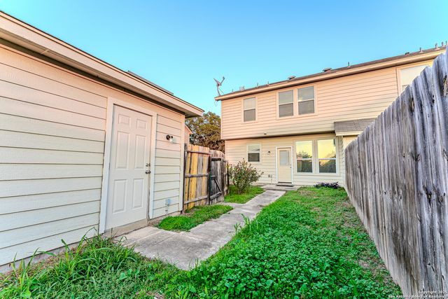 10311 Lateleaf Oak, San Antonio, TX 78223