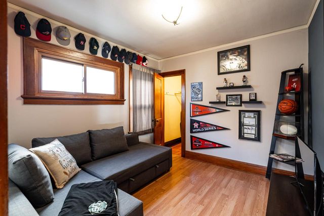 3143 S California STREET, Milwaukee, WI 53207