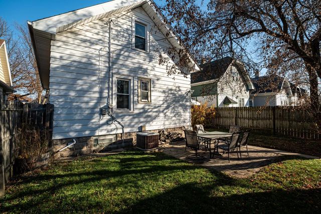 3143 S California STREET, Milwaukee, WI 53207