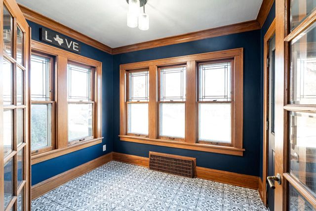 3143 S California STREET, Milwaukee, WI 53207