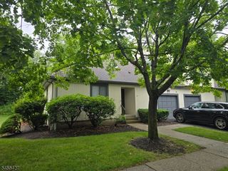 41 Arbor Cir, Bernards Twp., NJ 07920