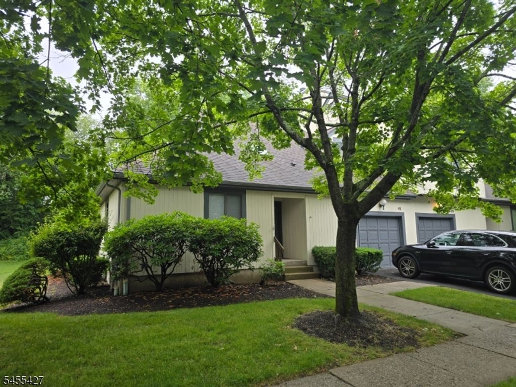 41 Arbor Cir, Bernards Twp., NJ 07920