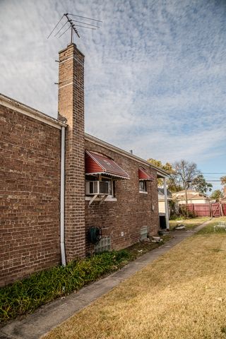 334 W 101st Place, Chicago, IL 60628