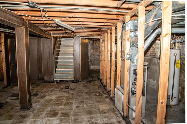 334 W 101st Place, Chicago, IL 60628