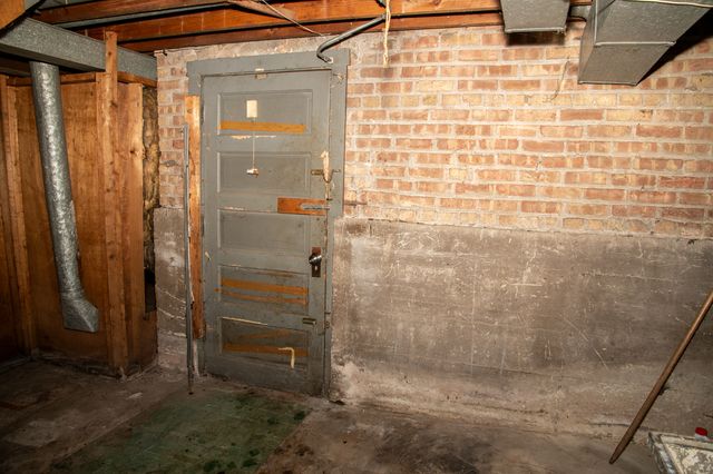 334 W 101st Place, Chicago, IL 60628