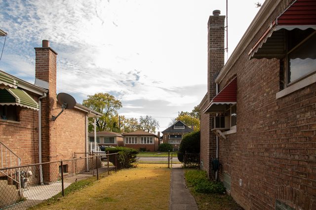 334 W 101st Place, Chicago, IL 60628