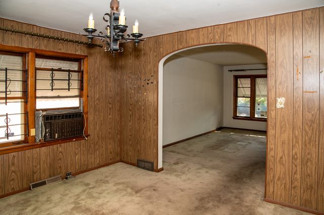 334 W 101st Place, Chicago, IL 60628