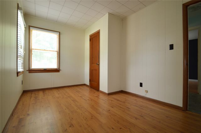 230 BEACHGROVE Drive, Erie, PA 16505