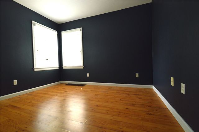 230 BEACHGROVE Drive, Erie, PA 16505