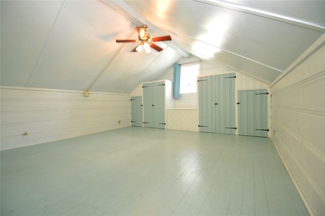 230 BEACHGROVE Drive, Erie, PA 16505