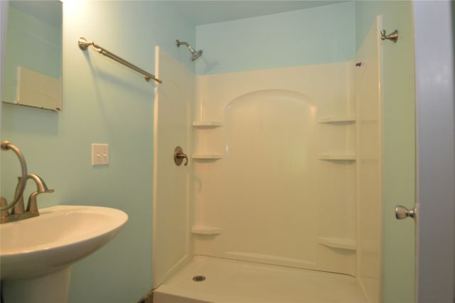 230 BEACHGROVE Drive, Erie, PA 16505