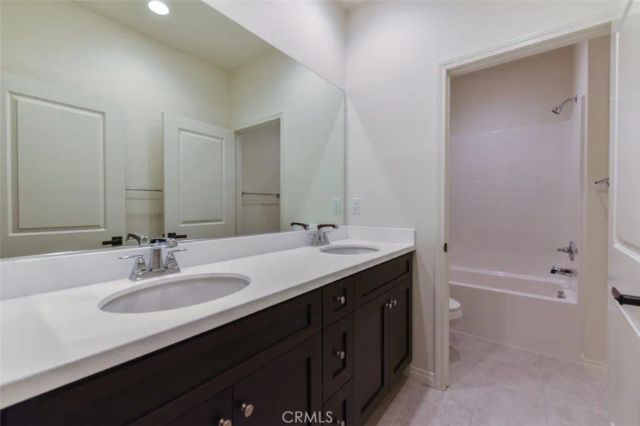 117 Halo, Irvine, CA 92618