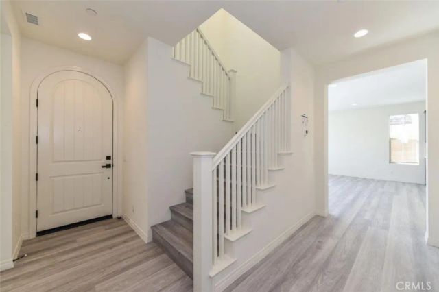 117 Halo, Irvine, CA 92618