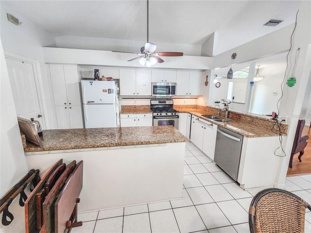 11 BUNKER HILL DRIVE, Palm Coast, FL 32137