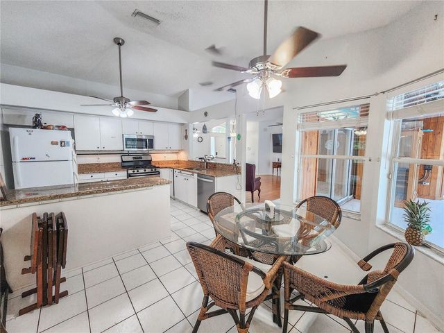 11 BUNKER HILL DRIVE, Palm Coast, FL 32137