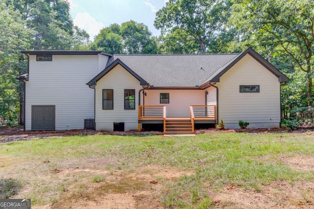 374 Academy Woods Drive, Jefferson, GA 30549