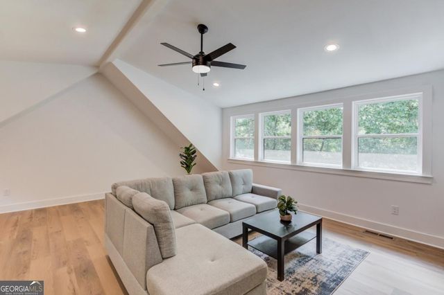 374 Academy Woods Drive, Jefferson, GA 30549