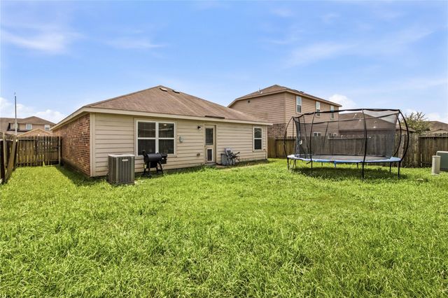 9810 Montana Sapphire Lane, Rosharon, TX 77583