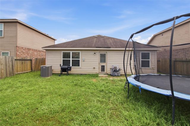 9810 Montana Sapphire Lane, Rosharon, TX 77583