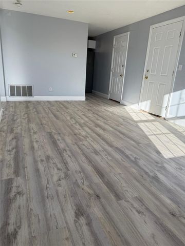 14 Saratoga Avenue 3, Pawtucket, RI 02861