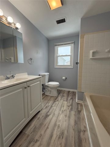 14 Saratoga Avenue 3, Pawtucket, RI 02861