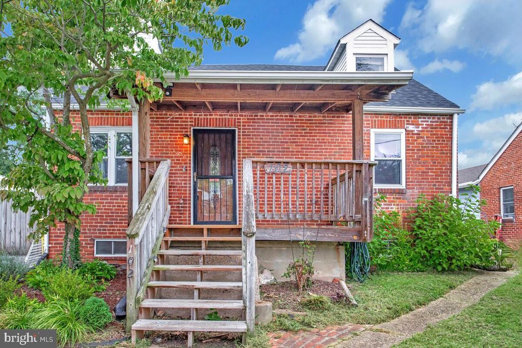 102 KENT RD, Glen Burnie, MD 21060